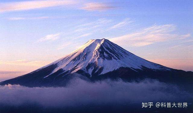 日本富士山喷发最新消息2023，影响与应对策略